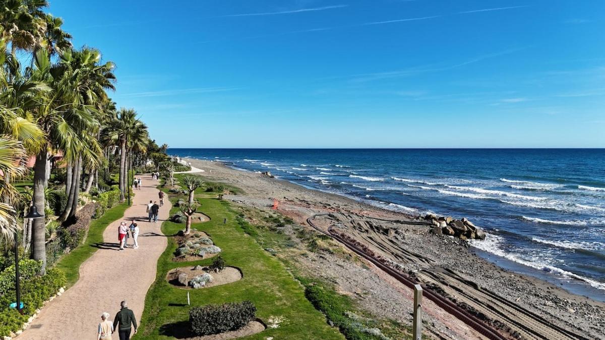 Te Huur 2 Slaapkamers Frontline Strand Complex Estepona Exterior foto